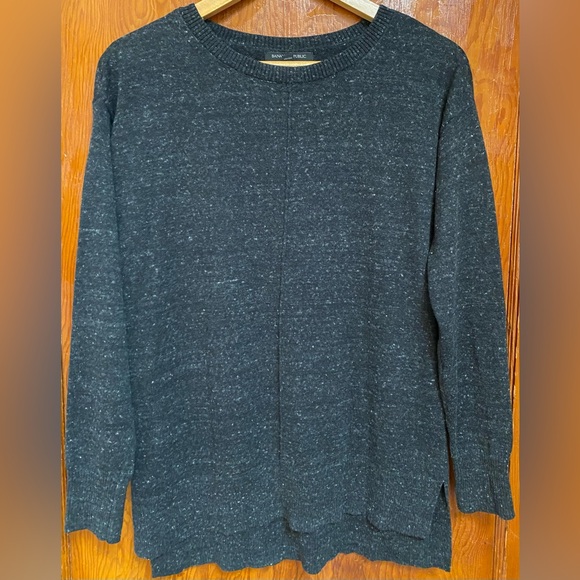 Banana Republic sweater - Picture 1 of 4